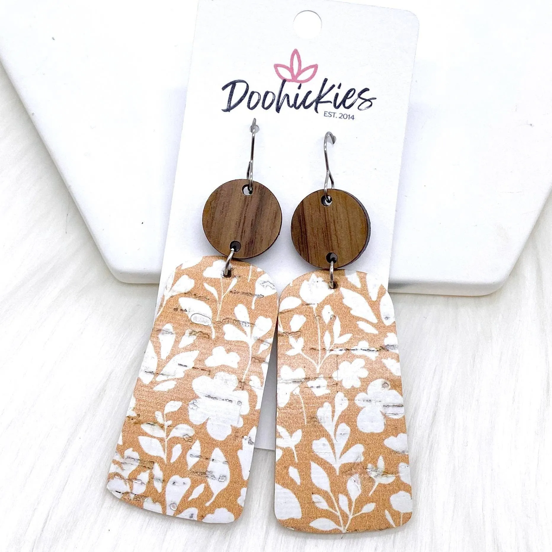 3" Walnut & Vintage Garden Flowers Lilas -Earrings Doohickie