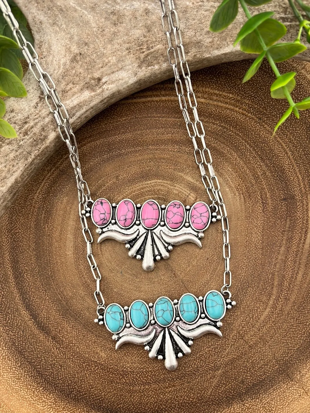 Abigail Fashion Link Chain With 5 Oval Flourish Pendant - 18"