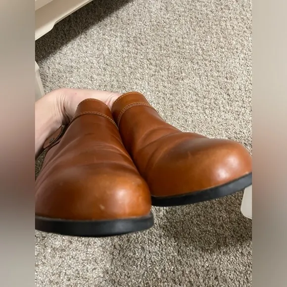 Ariat Sport Womens Mule In Smooth Chestnut Leather With Convertible Heel