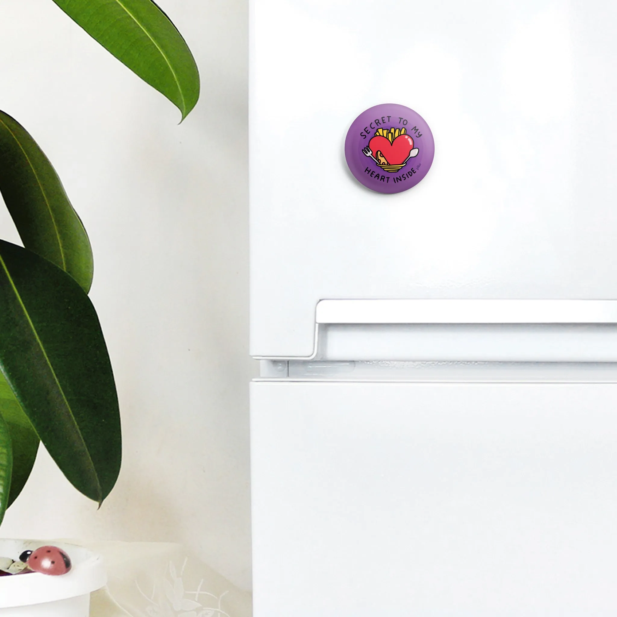 Badge   Fridge Magnet / Food Love