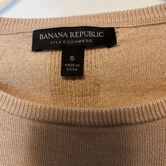 Banana Republic Silk Cashmere Camel Brown Long Sleeve Crew Neck Sweater Sz S