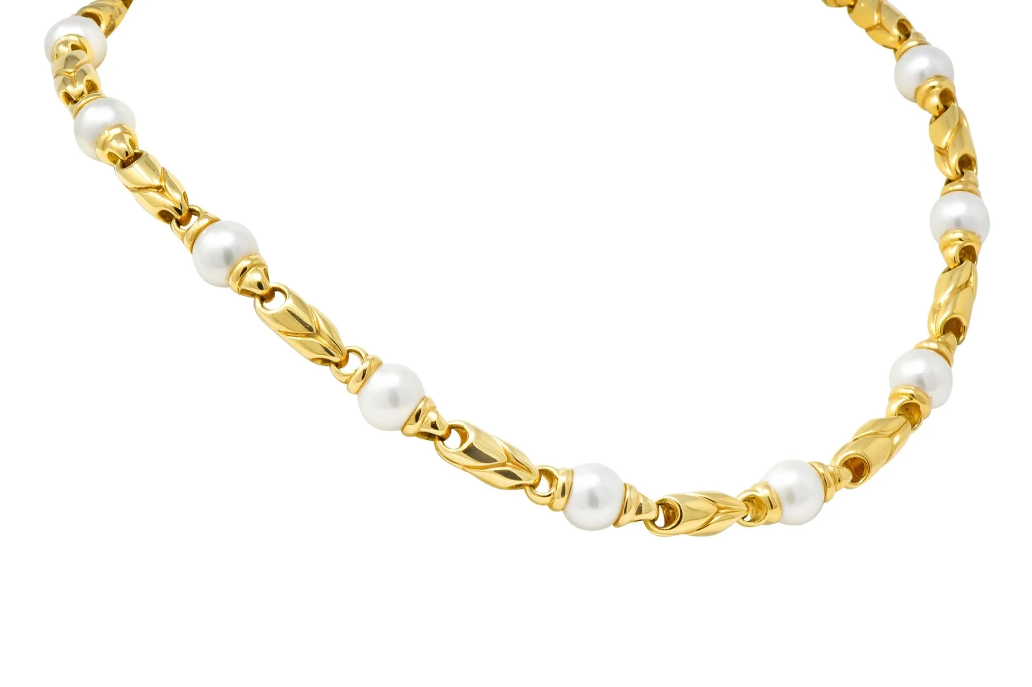 Bulgari 1980 Cultured Pearl 18 Karat Yellow Gold Link Necklace