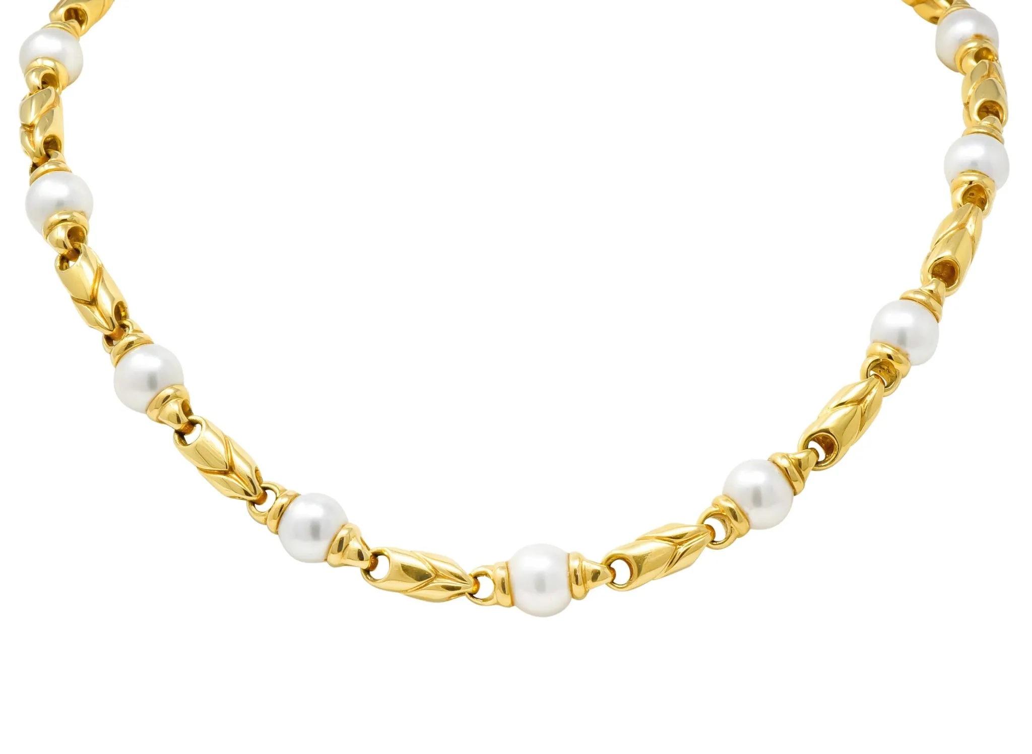 Bulgari 1980 Cultured Pearl 18 Karat Yellow Gold Link Necklace