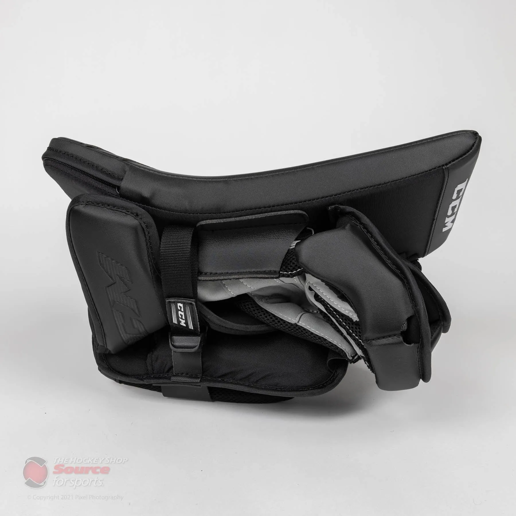 CCM Extreme Flex E5.9 Senior Goalie Blocker - Source Exclusive