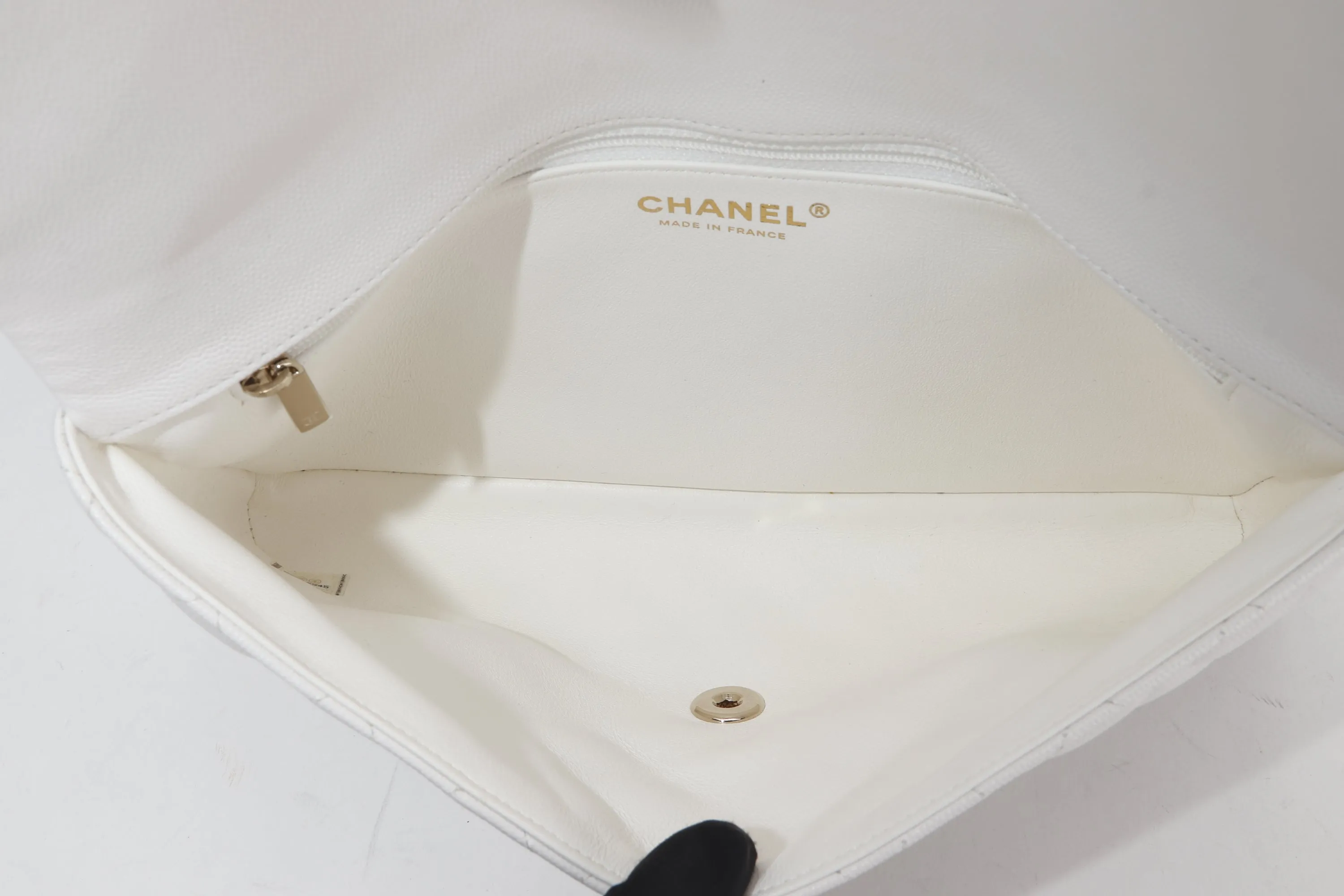 CHANEL FLAP CLUTH (2851xxxx) OFF WHITE QUILTED CAVIAR LEATHER WITH GOLD CHAIN, WITH CARD, DUST COVER & BOX