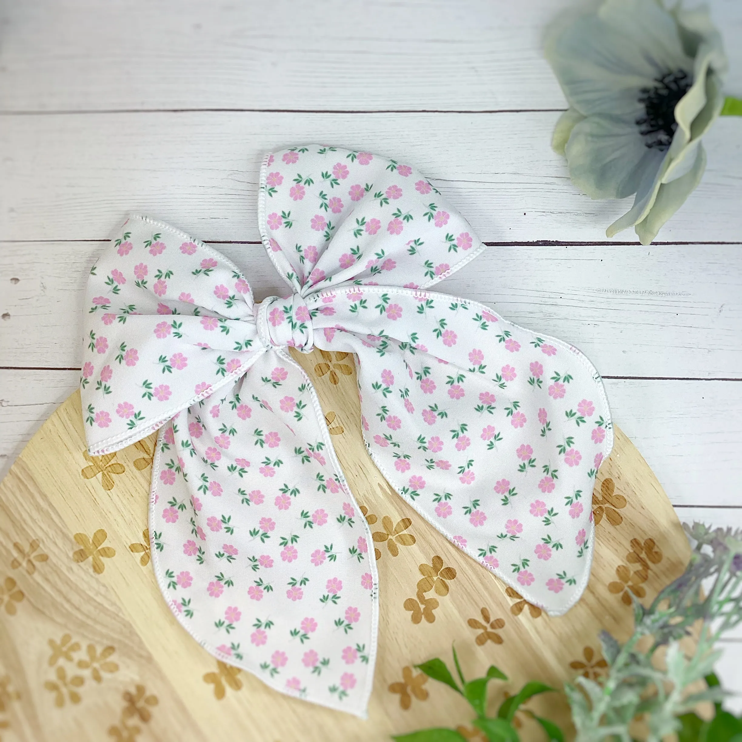 Chinoise Rose Bow Strip and Scrunchie Collection