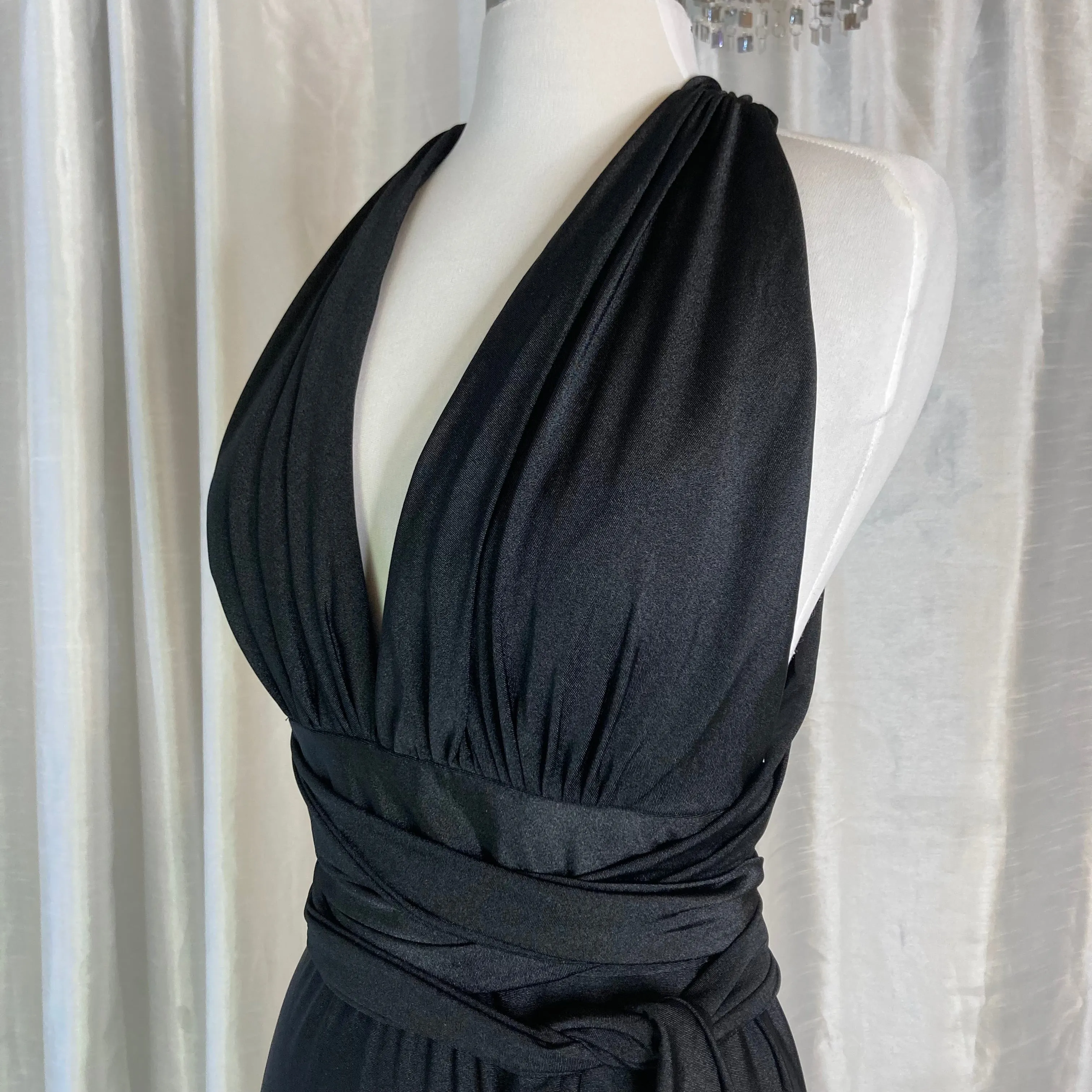 CHRISTINA WU Style 48005 Long Convertible Halter Gown Black Size 8 NWT