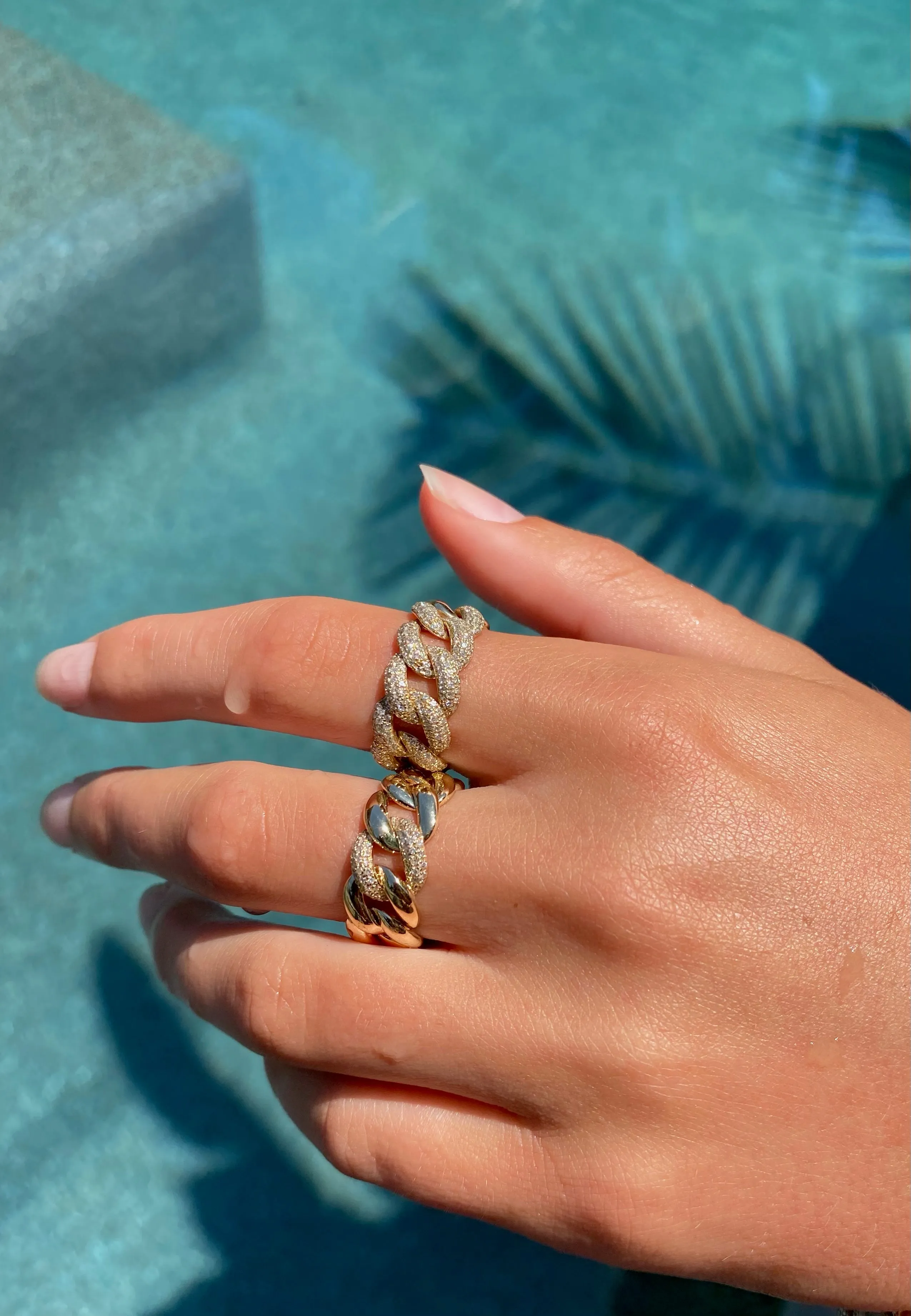 CHUNKY CHAIN LINK AND DIAMOND RING