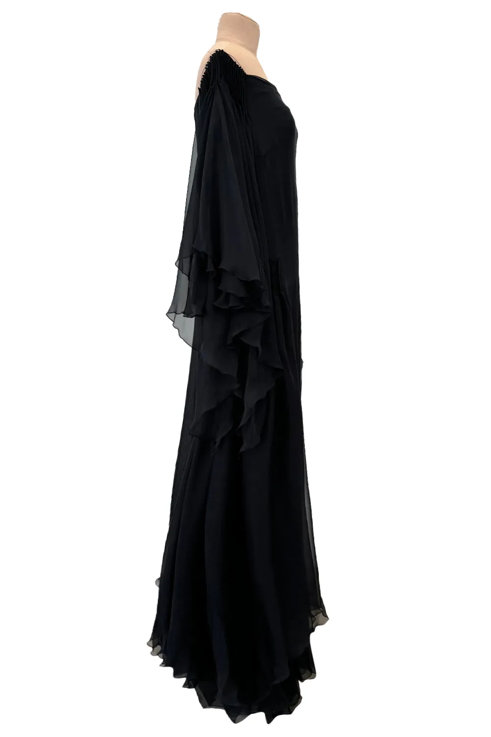 Fall 2002 Valentino Runway Look 65 Black Flowing Silk Chiffon Caftan Dress