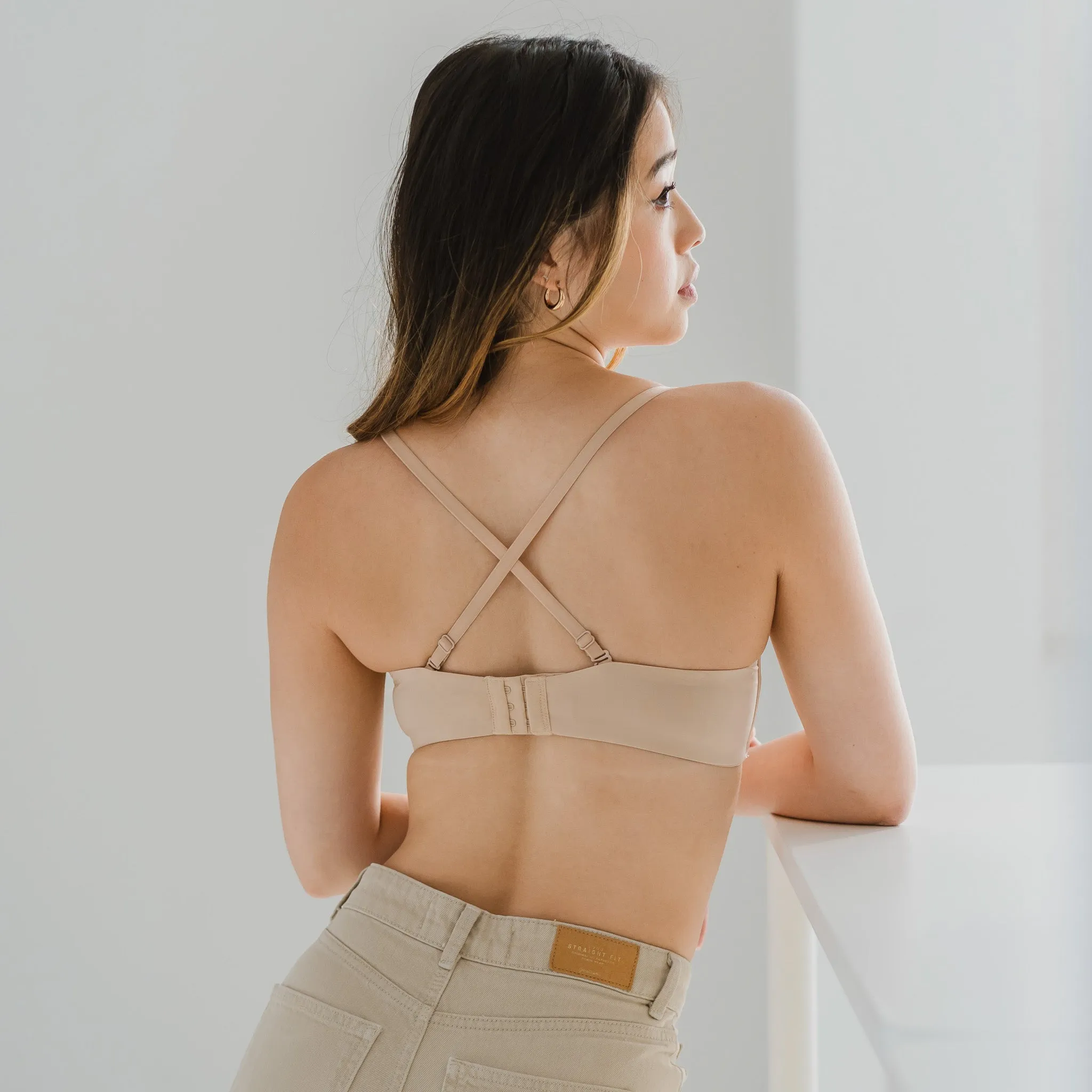 Flexi-Modal! Lightly-Lined Convertible Seamless Wireless Bra in Latte Nude