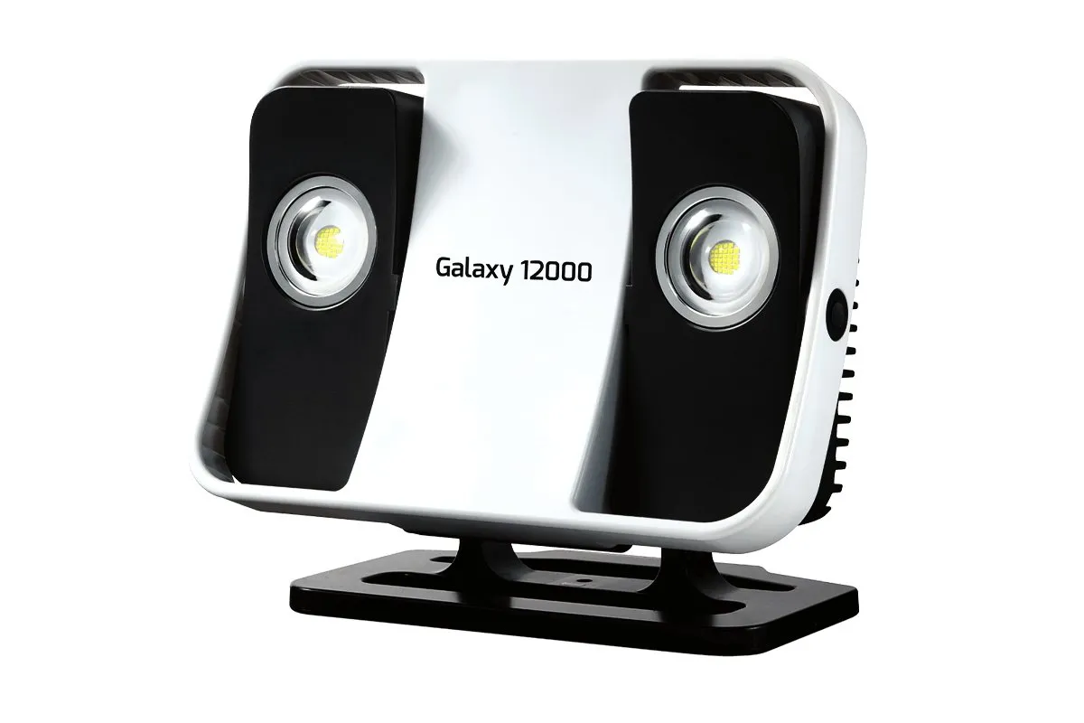 Galaxy 12000 Portable Floodlight and Tripod