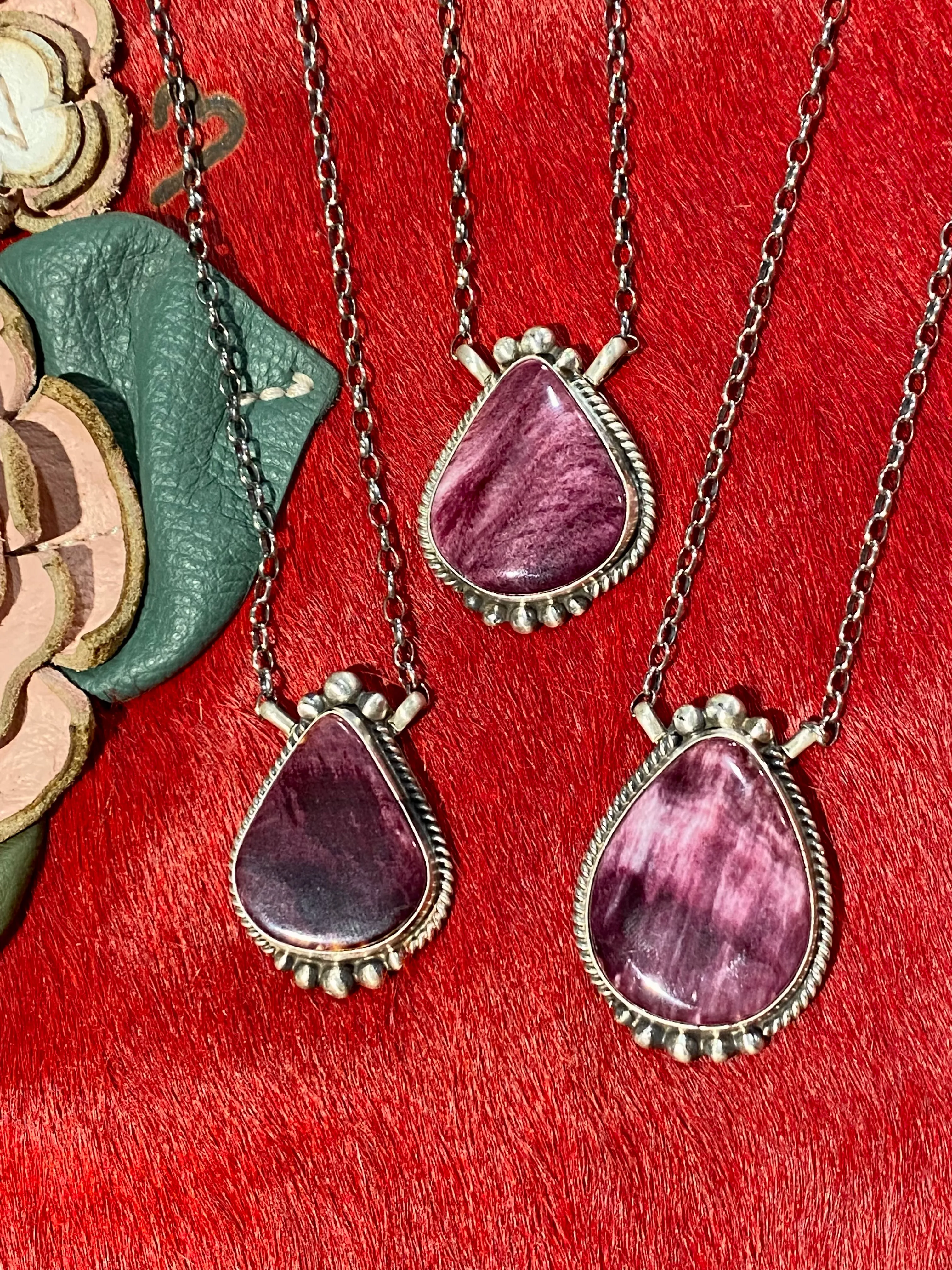 Gayle Sterling Purple Spiny Roped Teardrop Necklace - 16"
