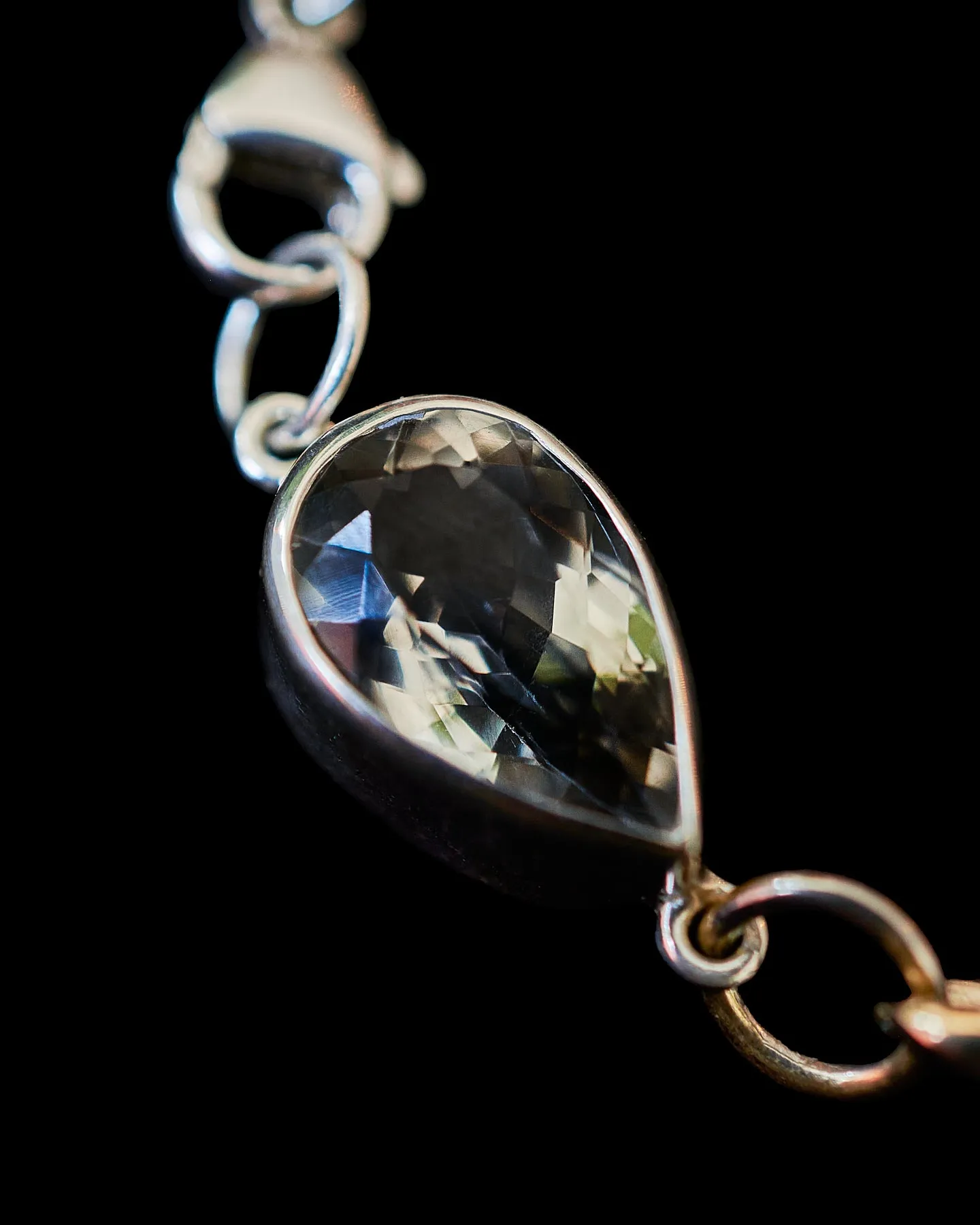 Ghost Amethyst Tear Drop Cut Gem on Rope Link Bracelet