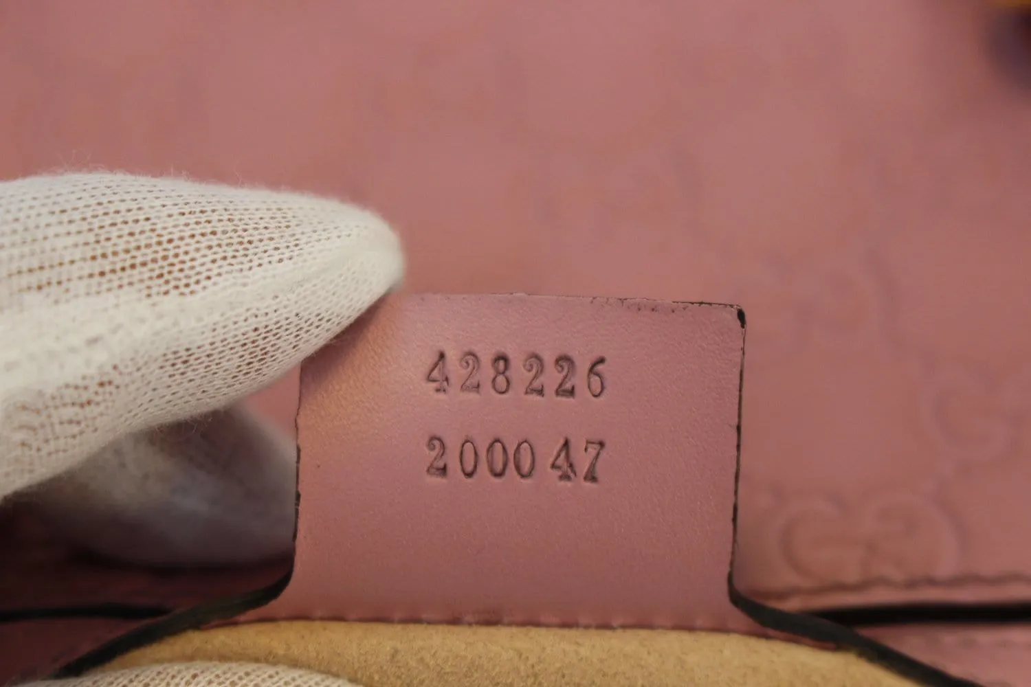 GUCCI Pink Signature Guccissima Leather Top Handle Bag 428226