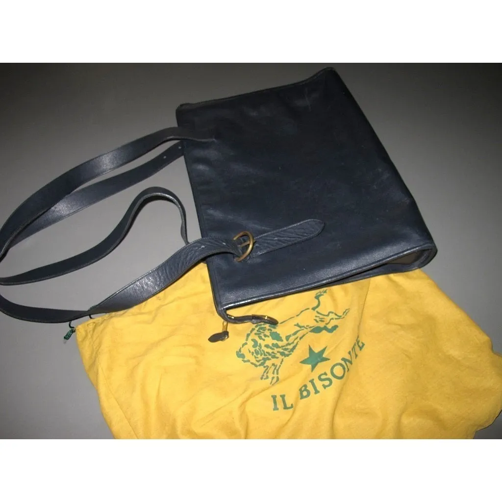 Il Bisonte 1980s Dark Blue Leather Briefcase GM