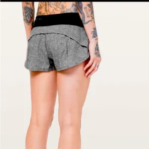 Lululemon Speed Up Short *2.5&quot;Heather Lux Multi Black / Black