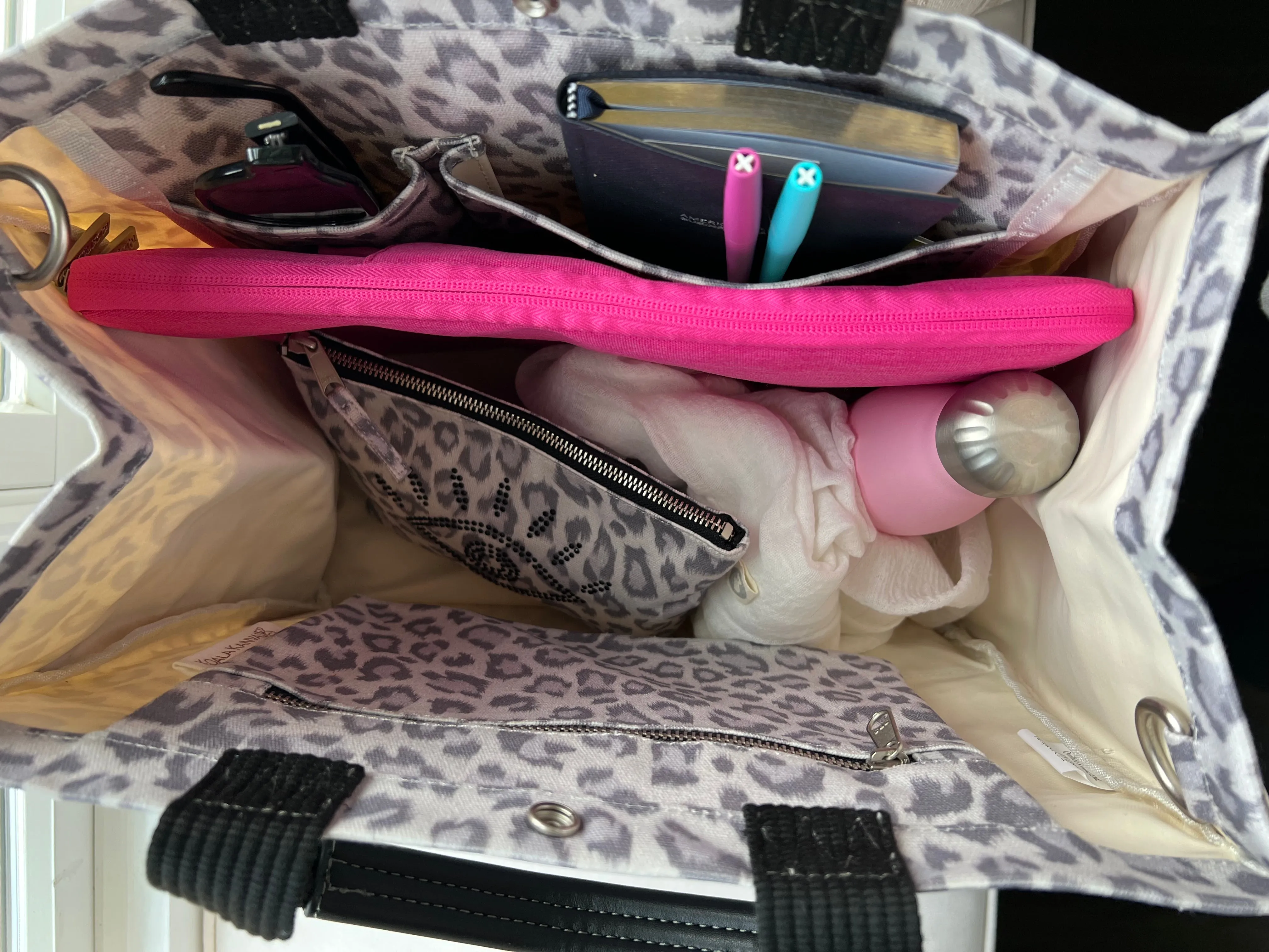 Luxe North South Bag: Grey Leopard
