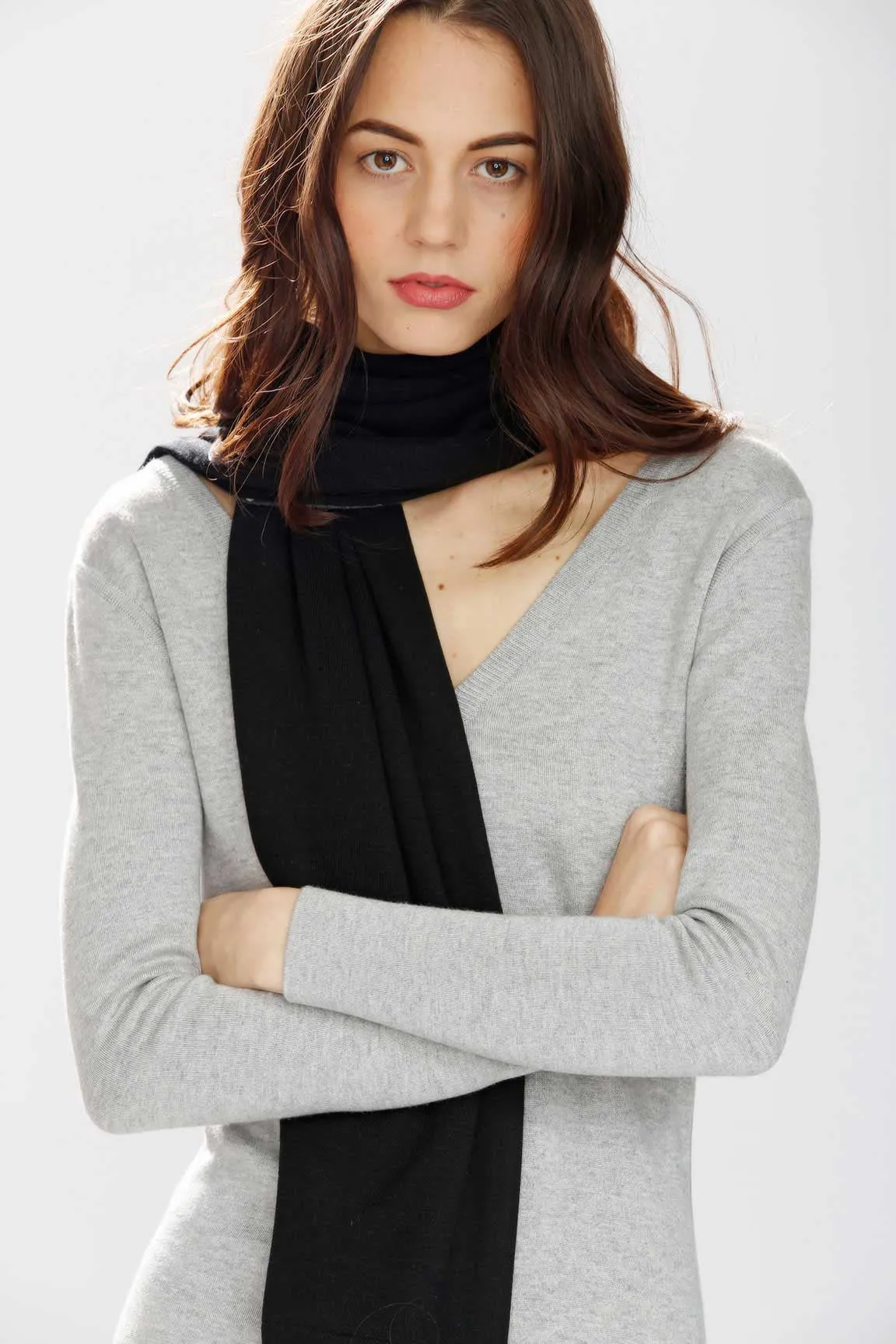 Max 8-Way Scarf/Cape – Black/Grey/Charcoal