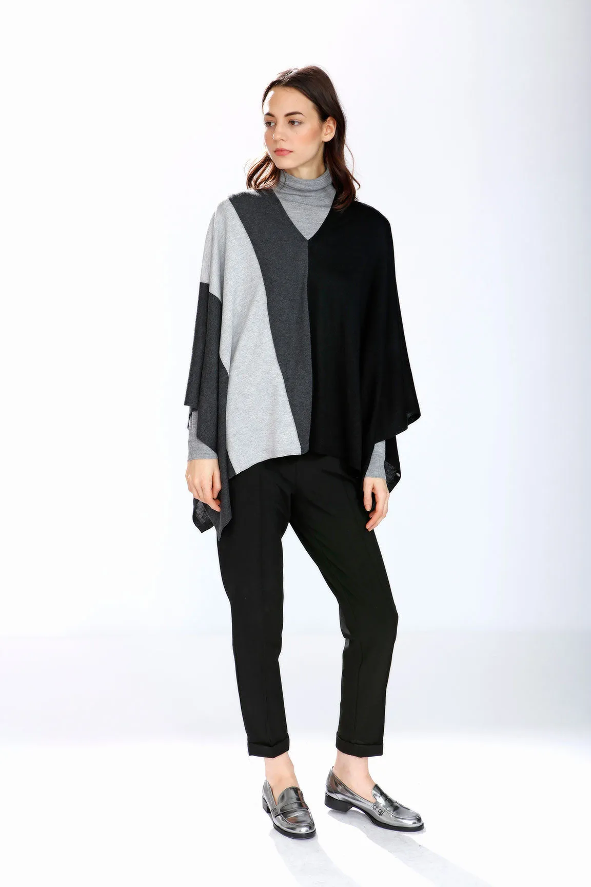 Max 8-Way Scarf/Cape – Black/Grey/Charcoal