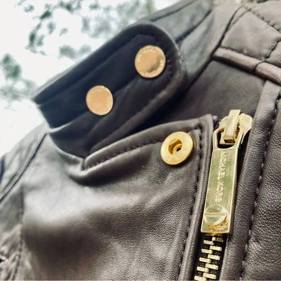 Micheal Kors Brown Leather Biker Jacket w. Quilted Shoulders Gold Tone Hardware