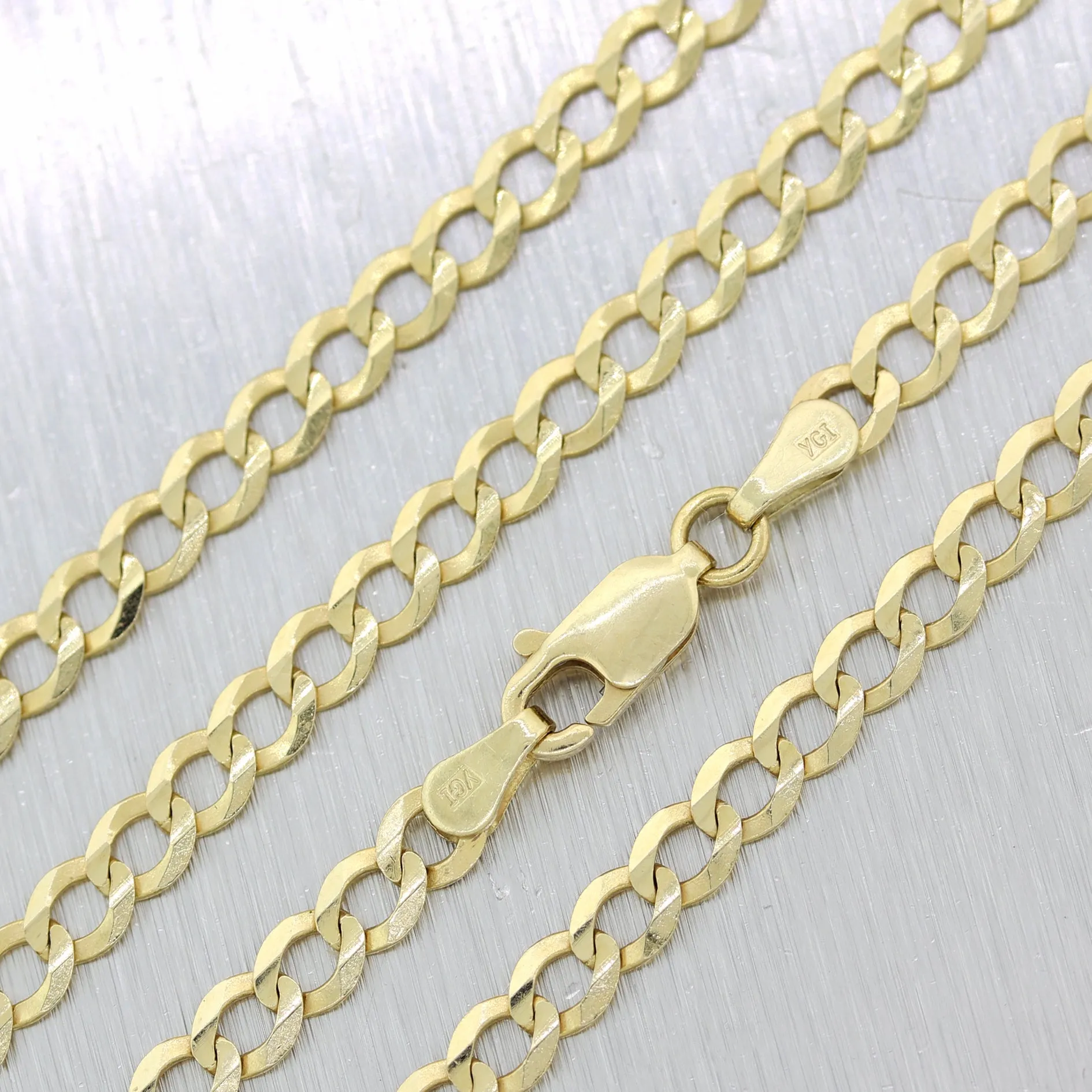 Modern 8.38g 14k Yellow Gold Cuban Curb Link 22" Chain Necklace