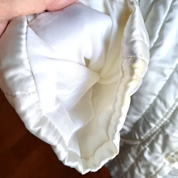 Nanette Undies Vintage Quilted Satiny cream Bed Jacket large