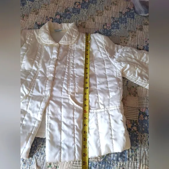 Nanette Undies Vintage Quilted Satiny cream Bed Jacket large