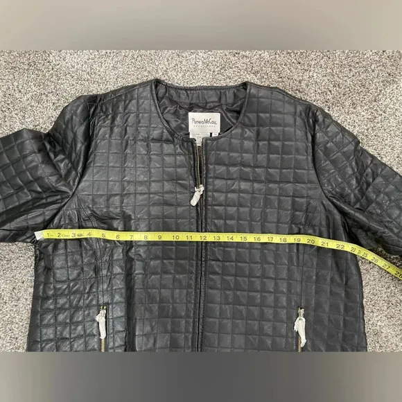 NWOT Pamela McCoy black quilted leather jacket. Size 2x.