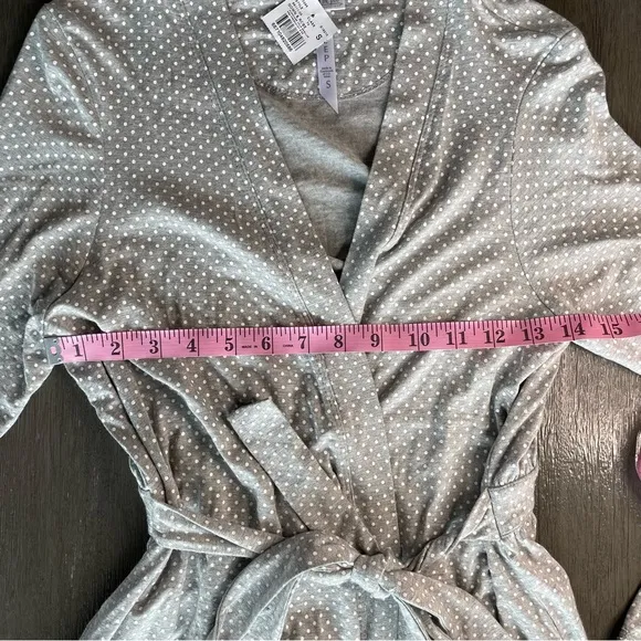 NWT A Pea In The Pod Robe Light Grey White Polka Dots