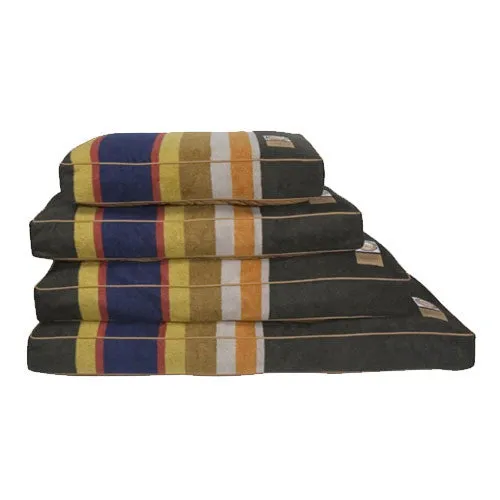 Pendleton Dog Bed — Badlands National Park