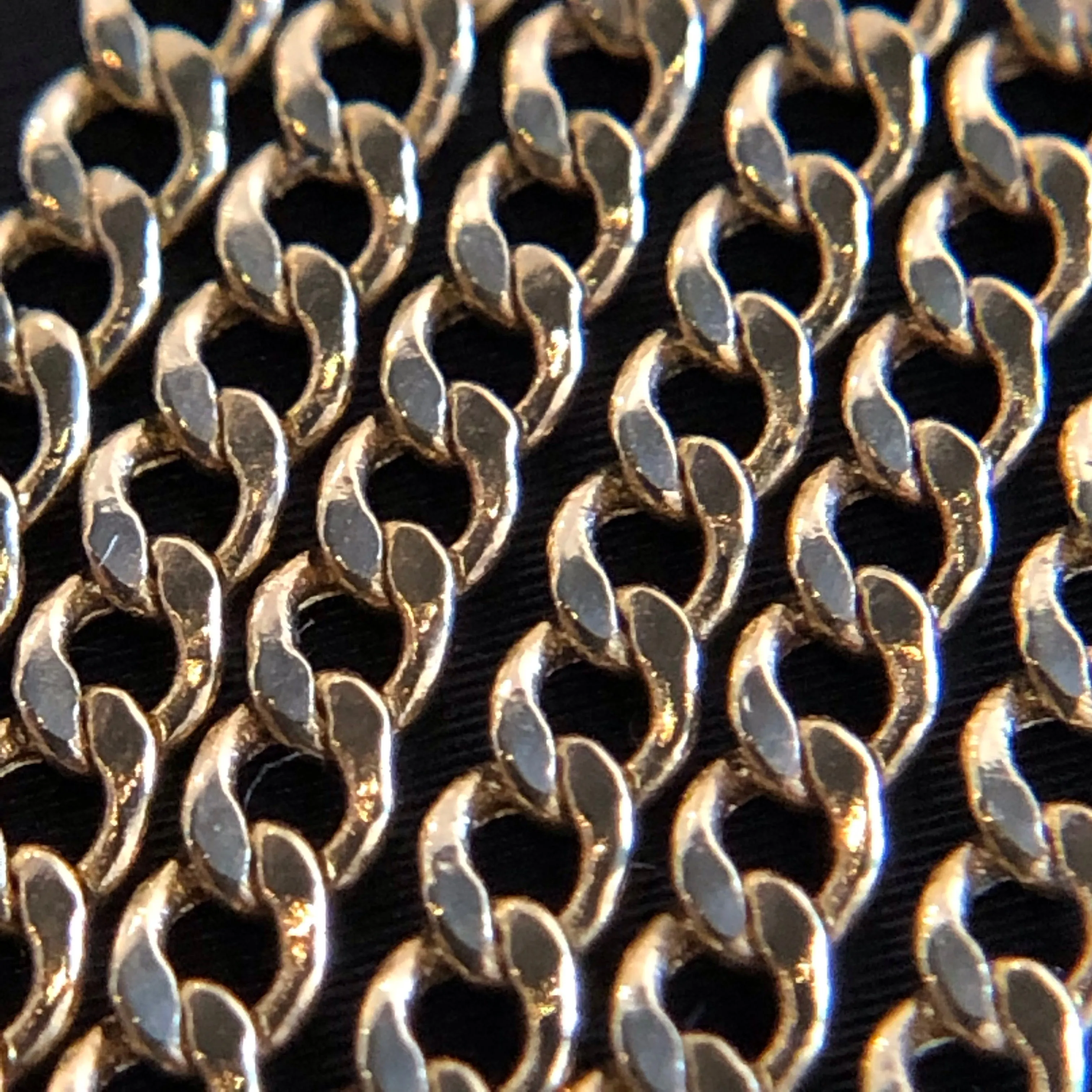 Petite Curb Chain