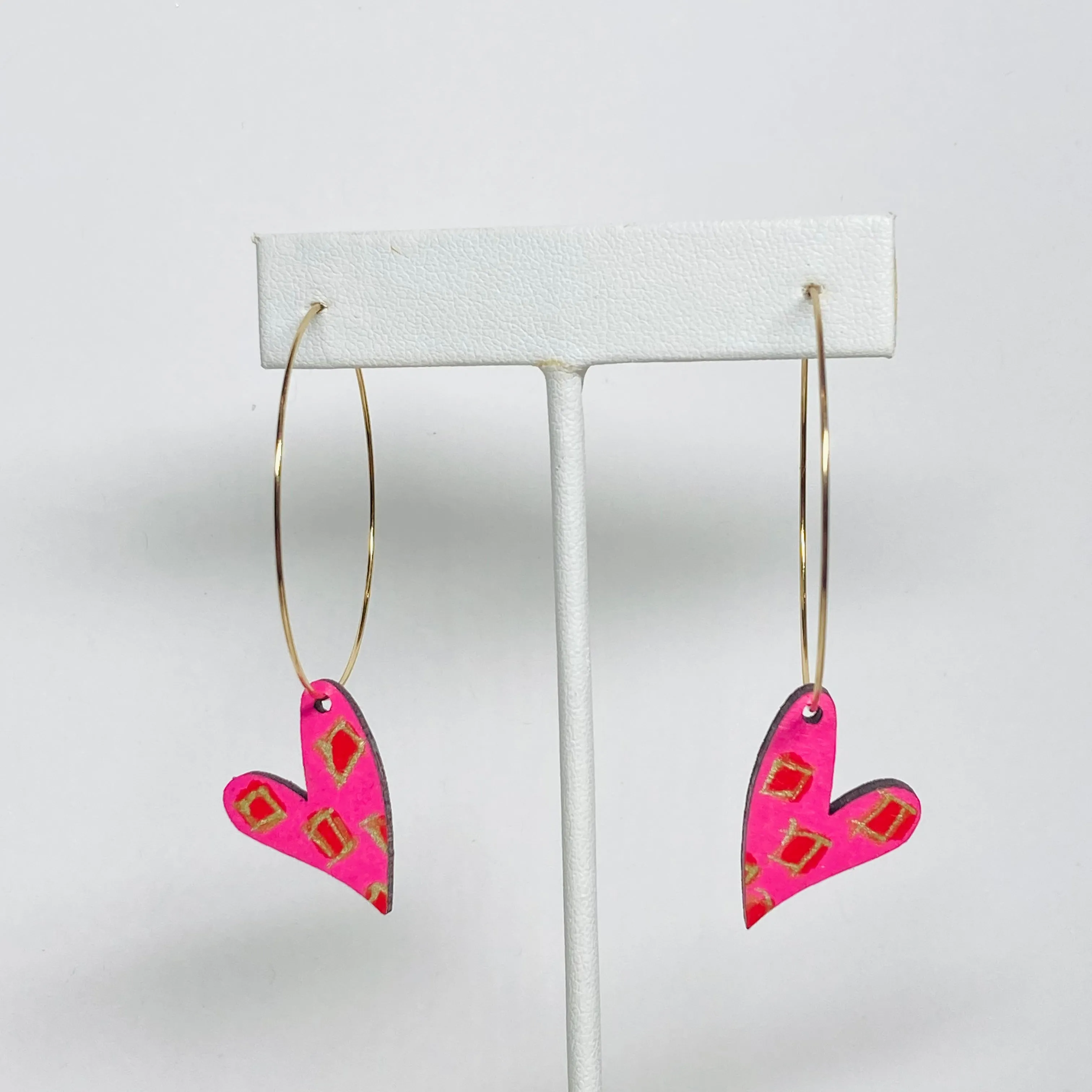 REVERSIBLE HEART HOOPS
