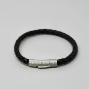 Stelck Leather Strap • Stainless Steel Clasp