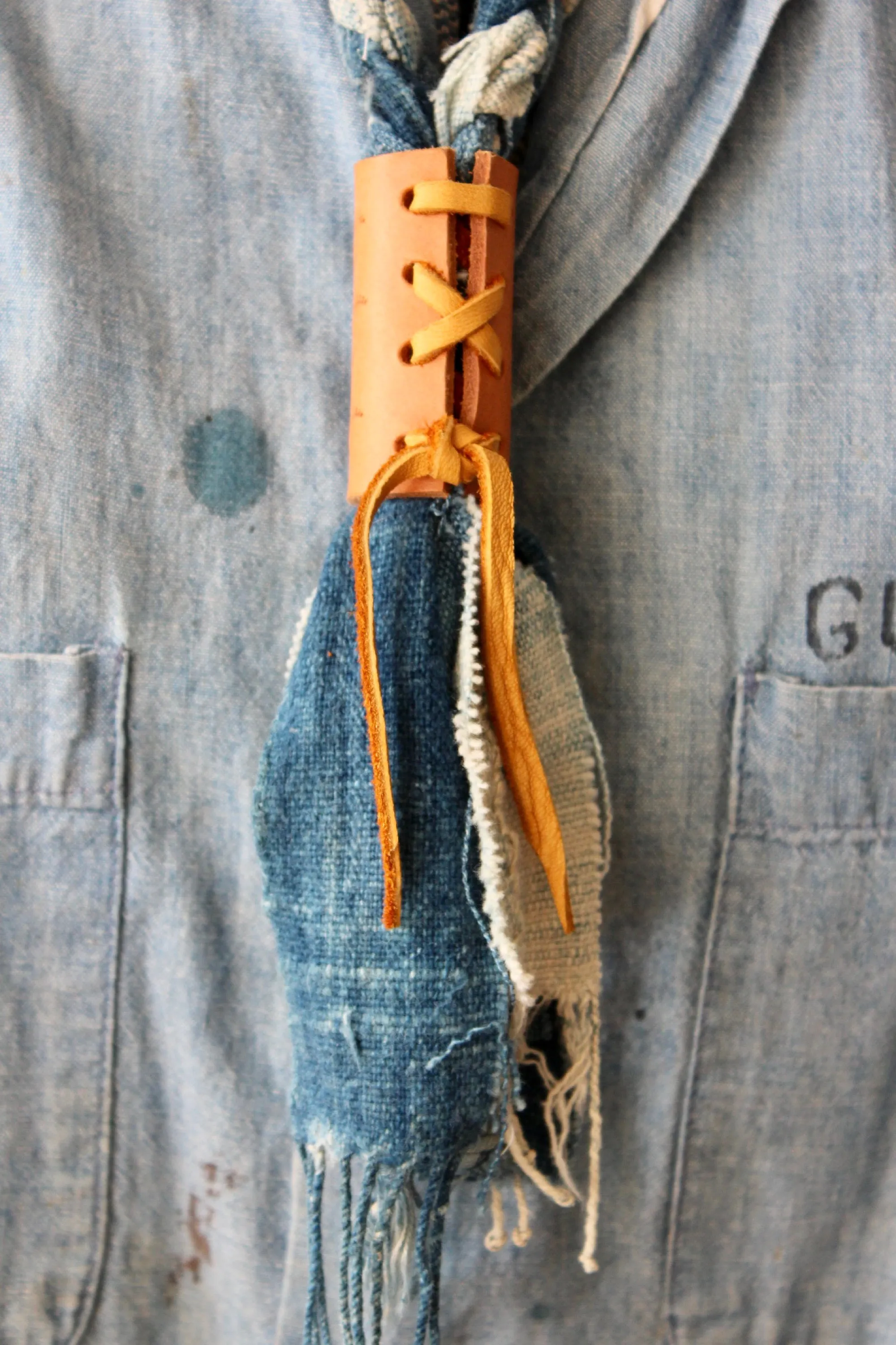 The Highlands Foundry Indigo Mossi Neckerchief THF129