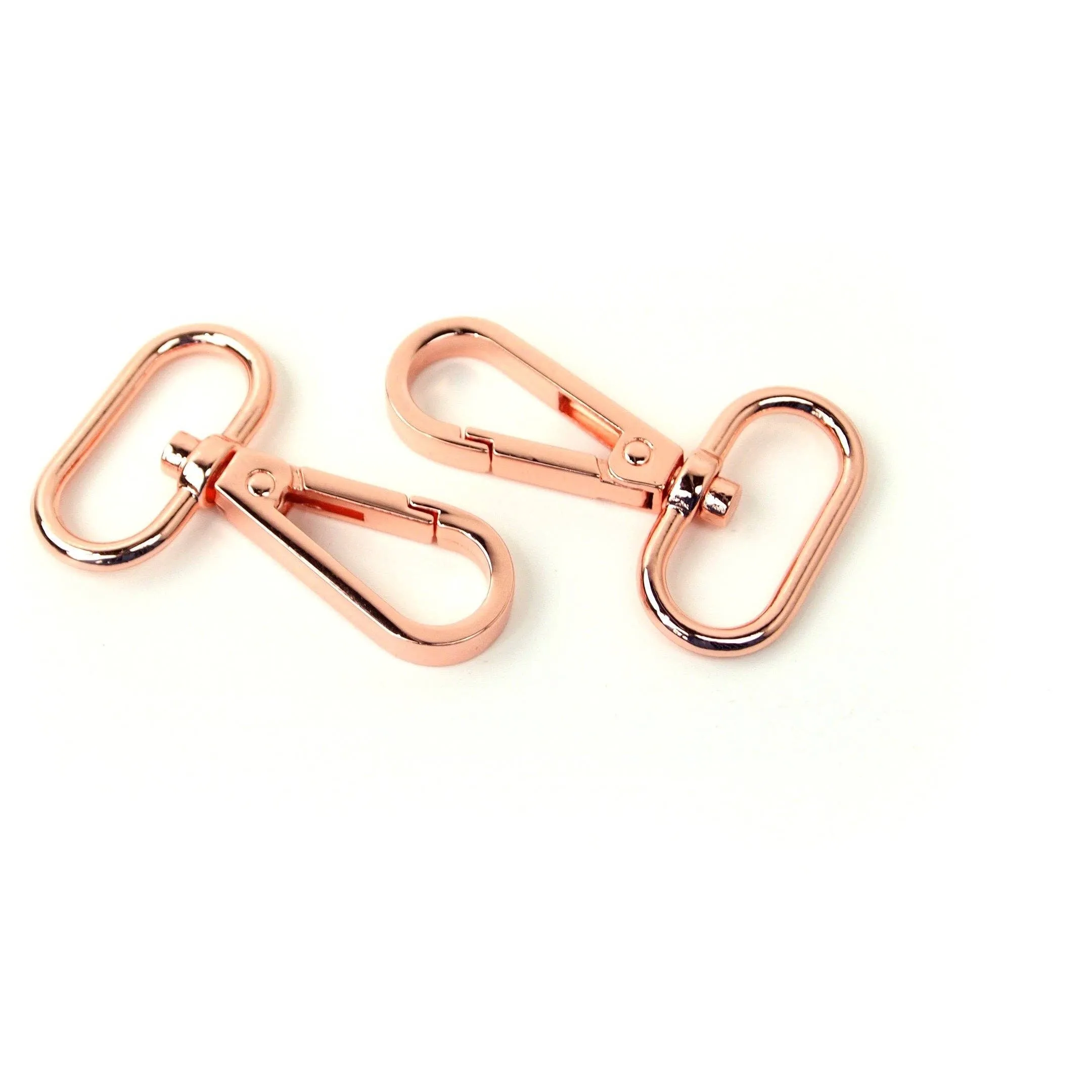 Two Swivel Hooks 1"