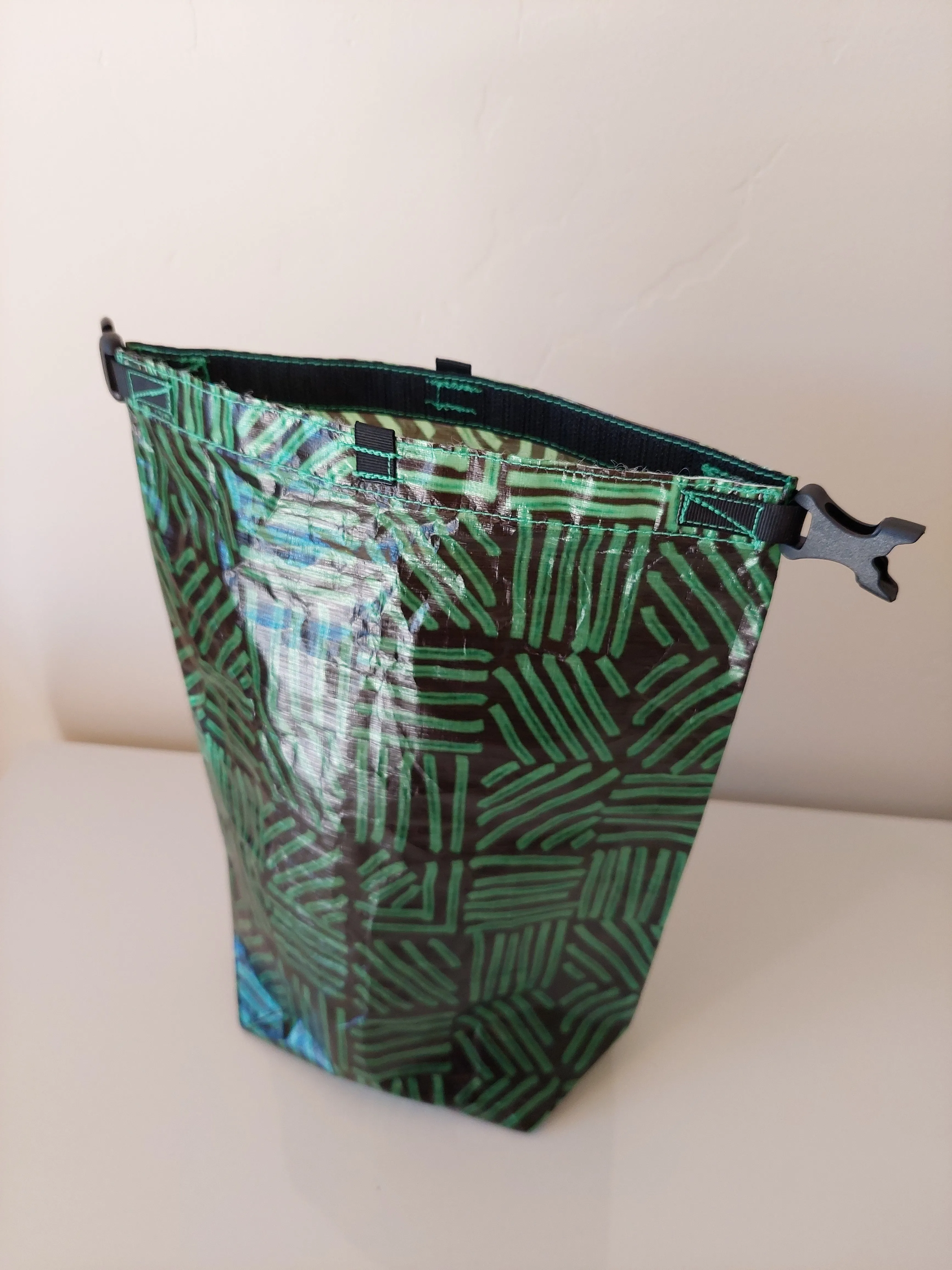 Ultralight Small Dry Bag - Hatch Green Dyneema