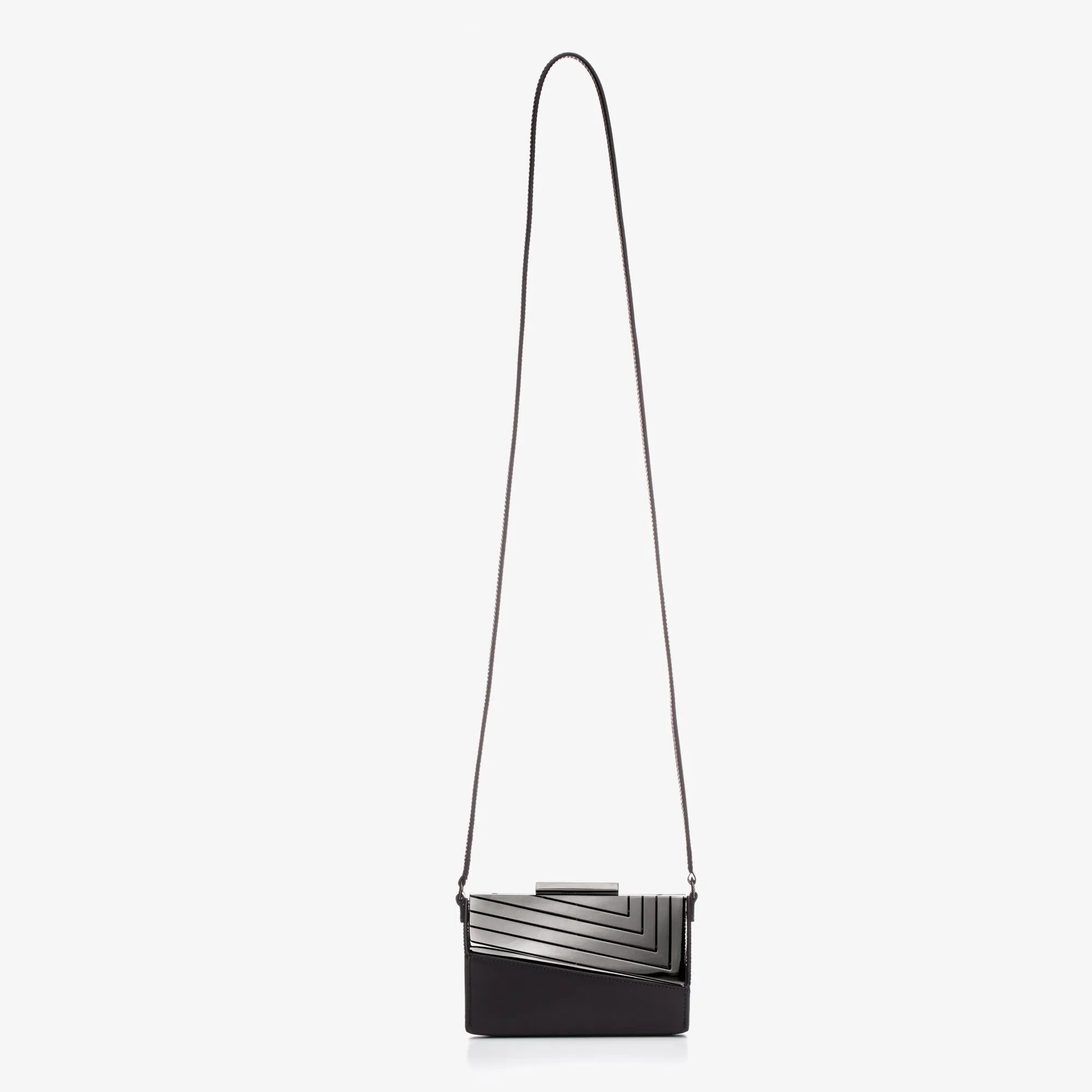 VIC MINAUDIÈRE | BLACK CASE