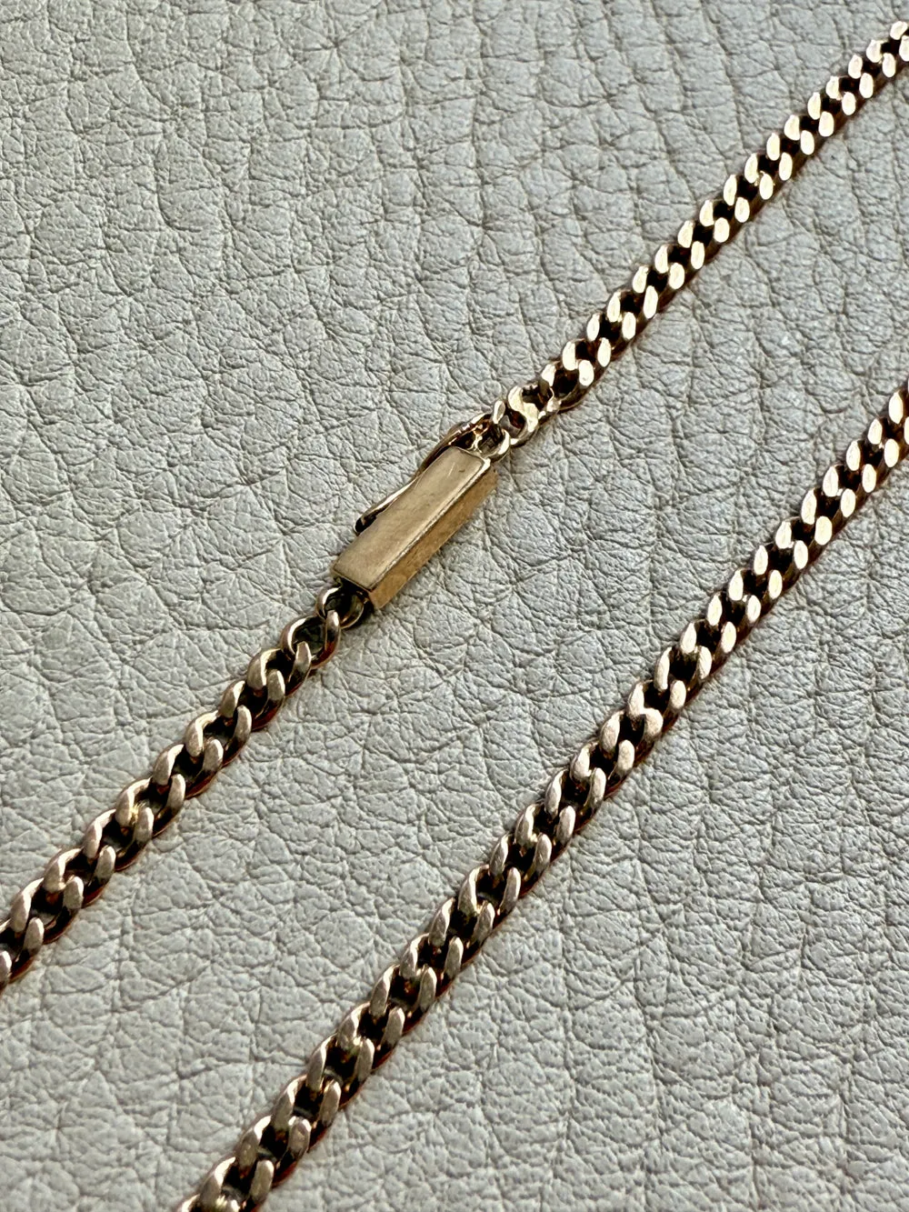 Victorian era 18k gold skinny pressed curb bracelet - 7.3 inch length