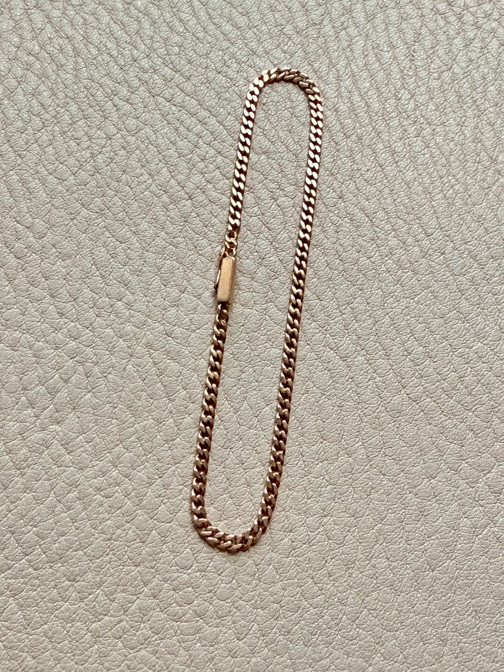 Victorian era 18k gold skinny pressed curb bracelet - 7.3 inch length