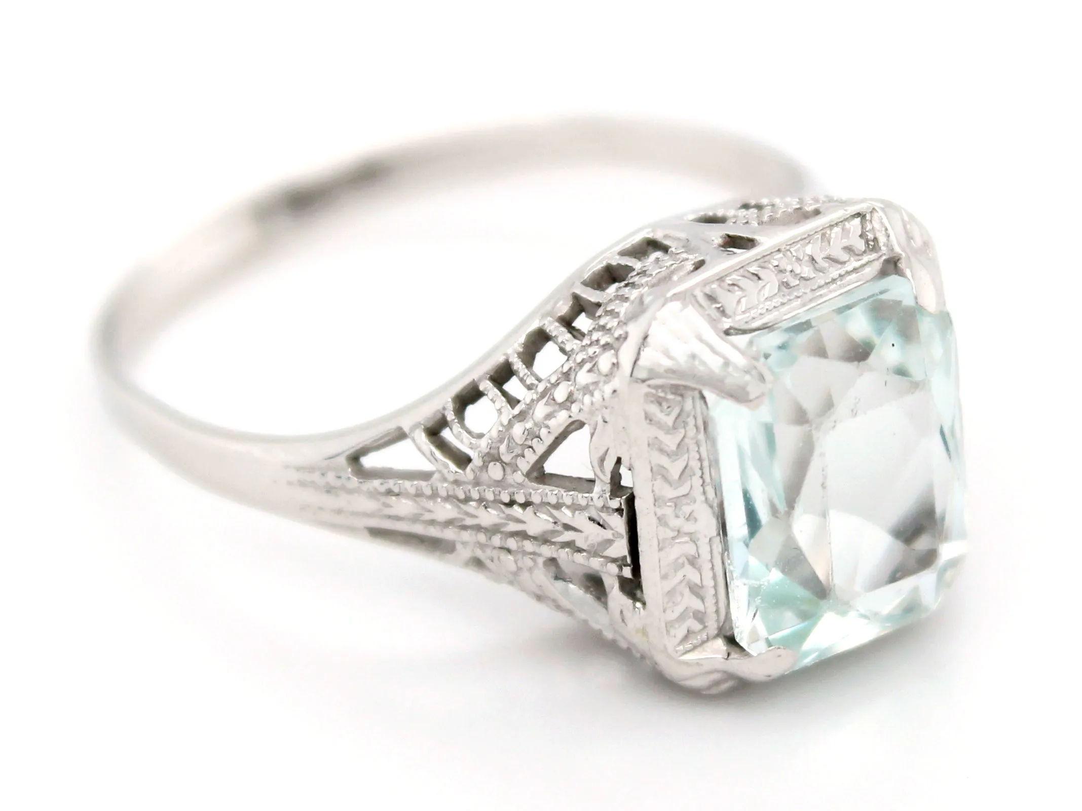 Vintage 1.15ct Emerald-Cut Aquamarine Ring in 14k White Gold | Size 5.25