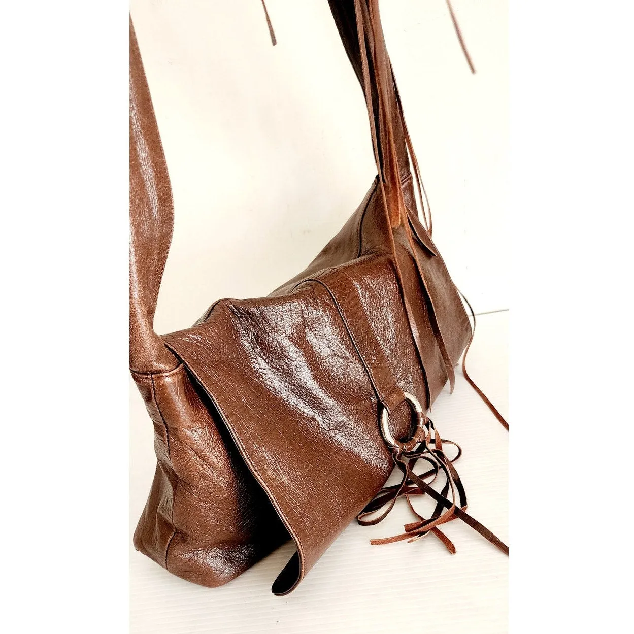 Vintage 2000s BCBG Brown Leather Shoulder Bag w/Fringe