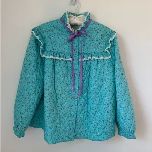 Vintage 70s Quilted Cottagecore Romantic Bed Jacket