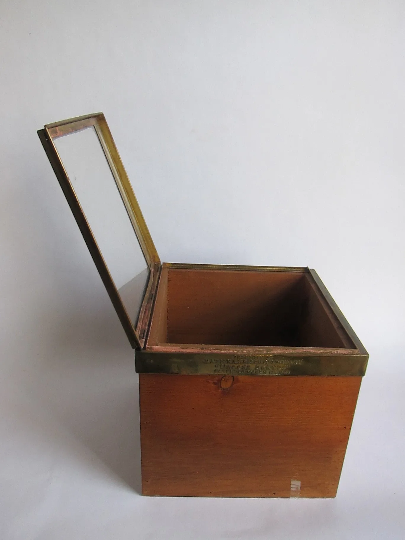 Vintage Advertising National Biscuit Company Uneeda Bakers Box