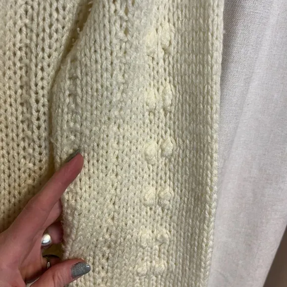 Vintage Cream Handknit Sweater with Pockets and Adorable Wooden Buttons