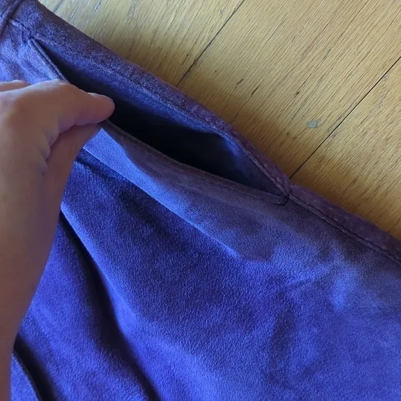 Vintage purple leather high waisted short