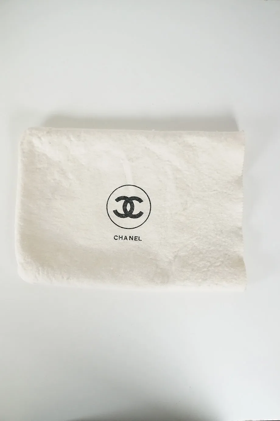 [WB3838] Chanel | Cross-Body Bag
