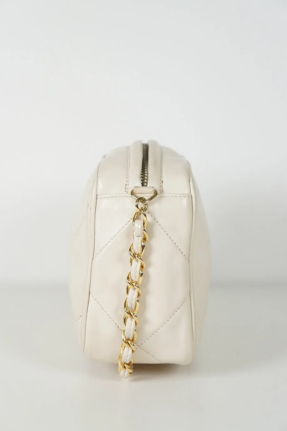 [WB3838] Chanel | Cross-Body Bag