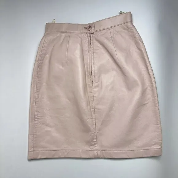 Wilson Leather Mini Skirt sz 8 Vintage Used retro 90s 80s Light Pink