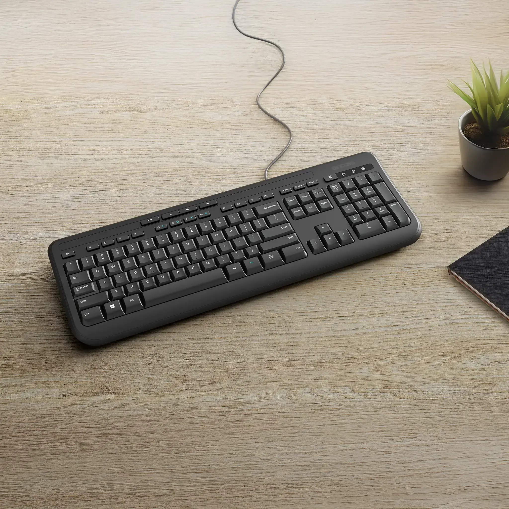 Wired Keyboard 600 (EU)