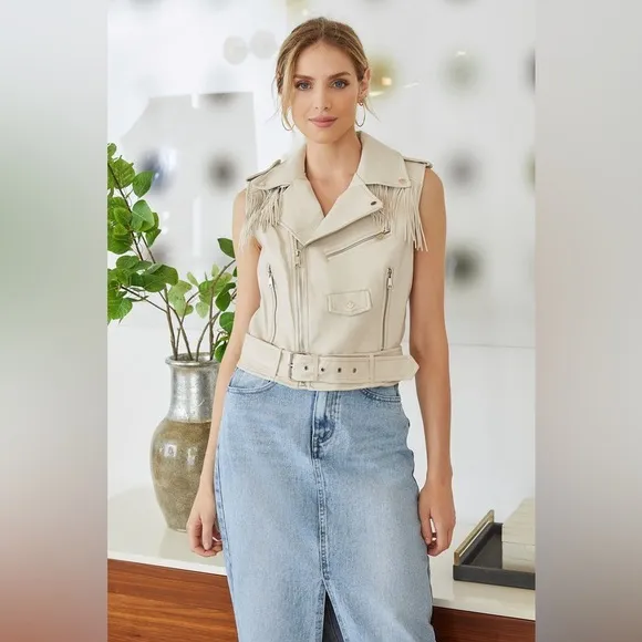 (X866-BGE) WOMEN FAUX LEATHER TASSELED VEST WITH BELT